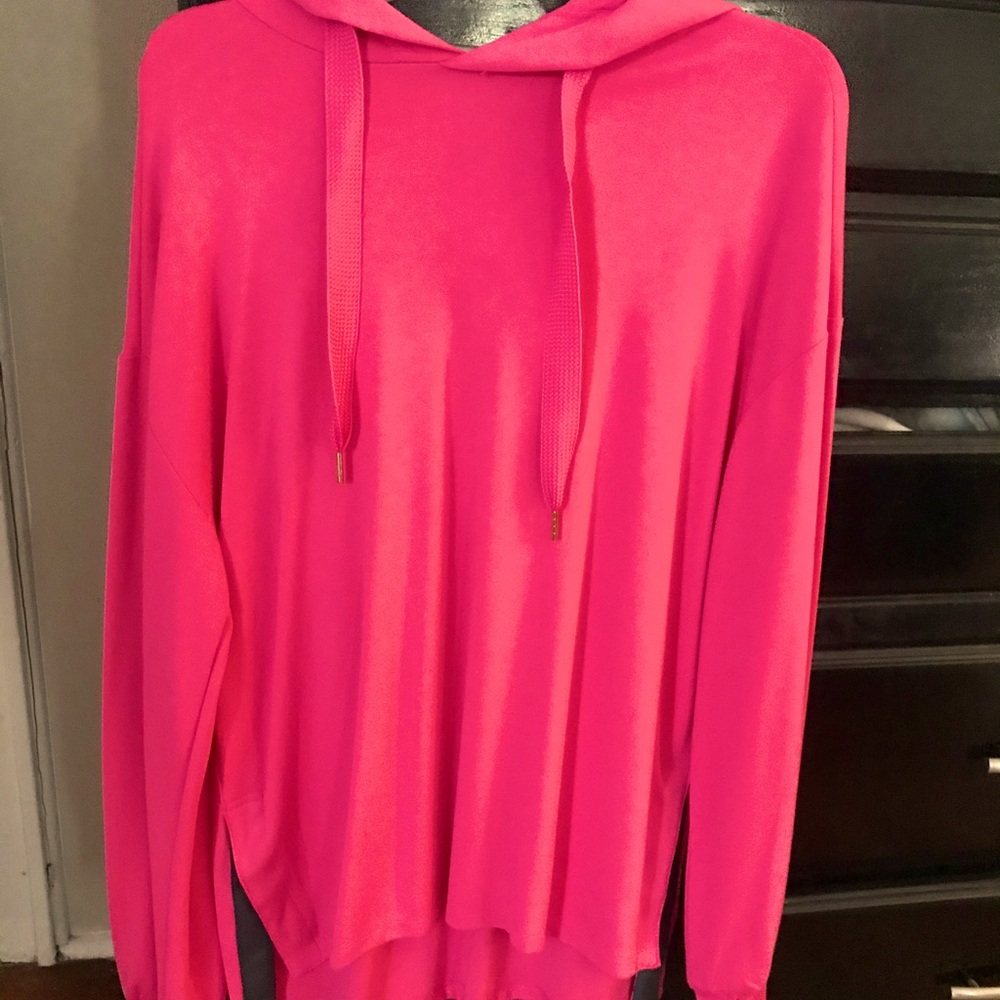 NWOT Extremely soft hoodie
